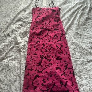 Zara body con midi dress